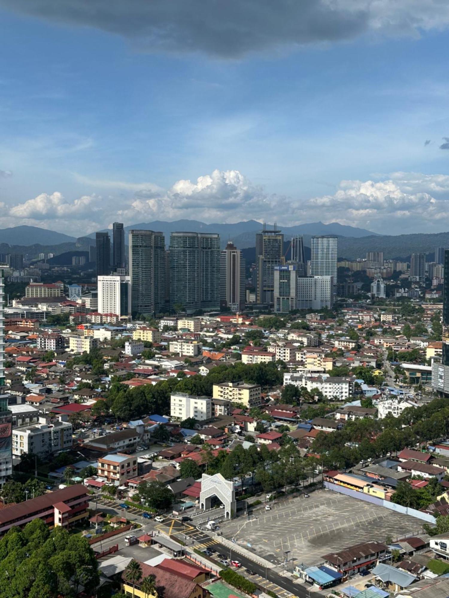 Colony Suites Klcc By Hibernate Kuala Lumpur Exteriör bild