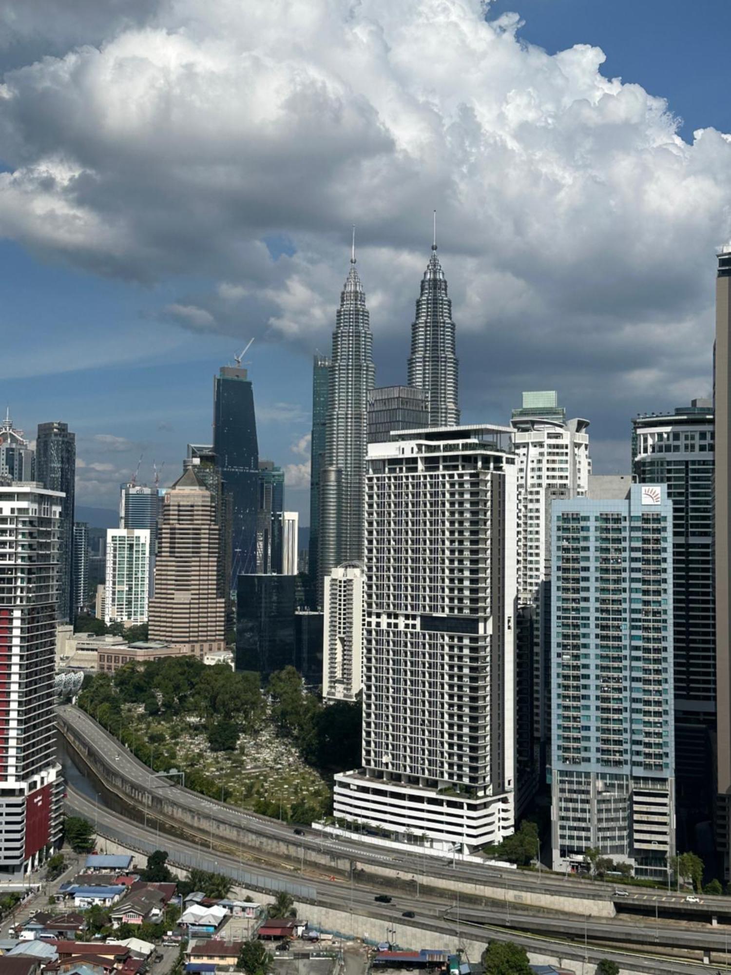 Colony Suites Klcc By Hibernate Kuala Lumpur Exteriör bild