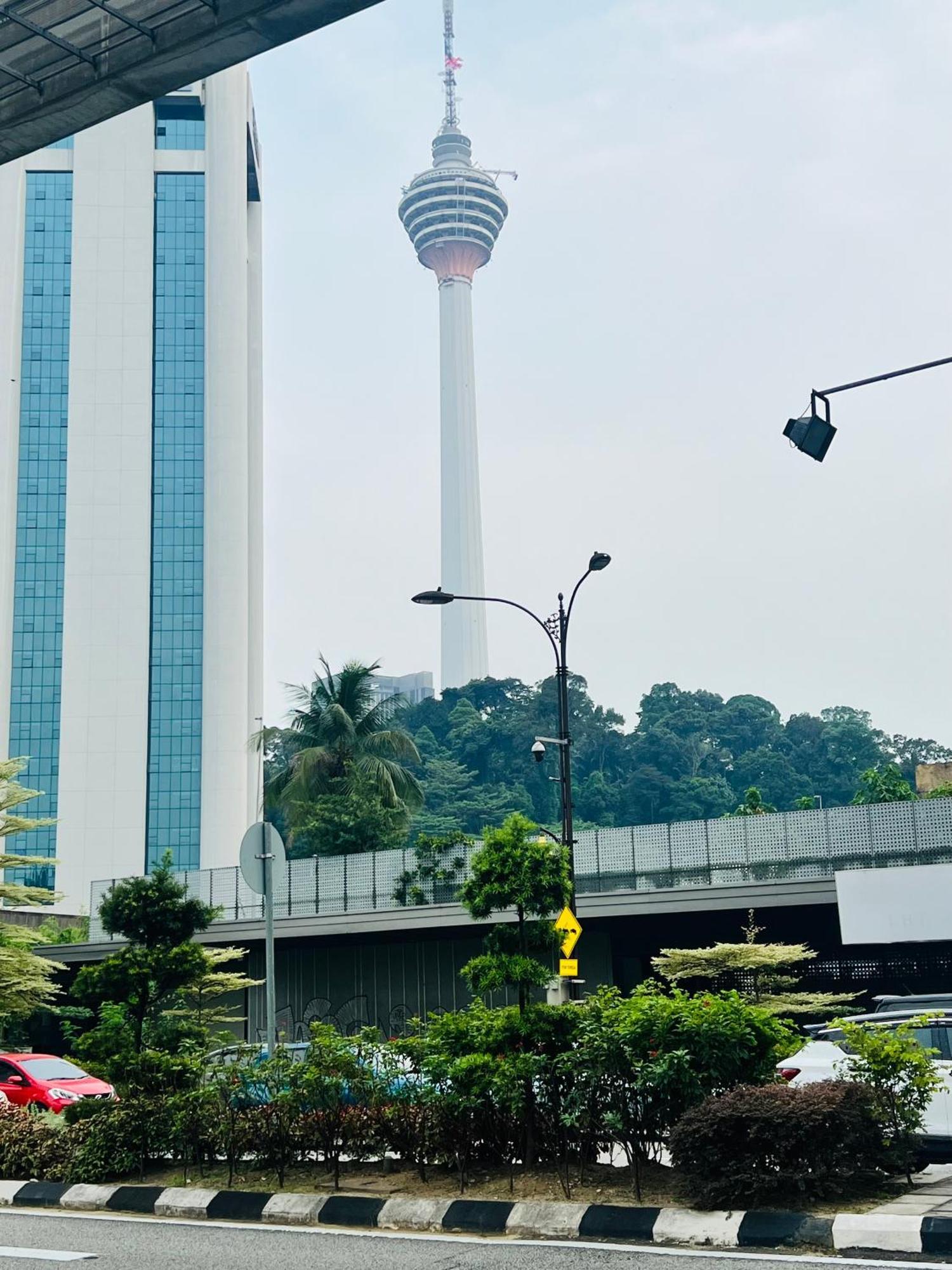Colony Suites Klcc By Hibernate Kuala Lumpur Exteriör bild