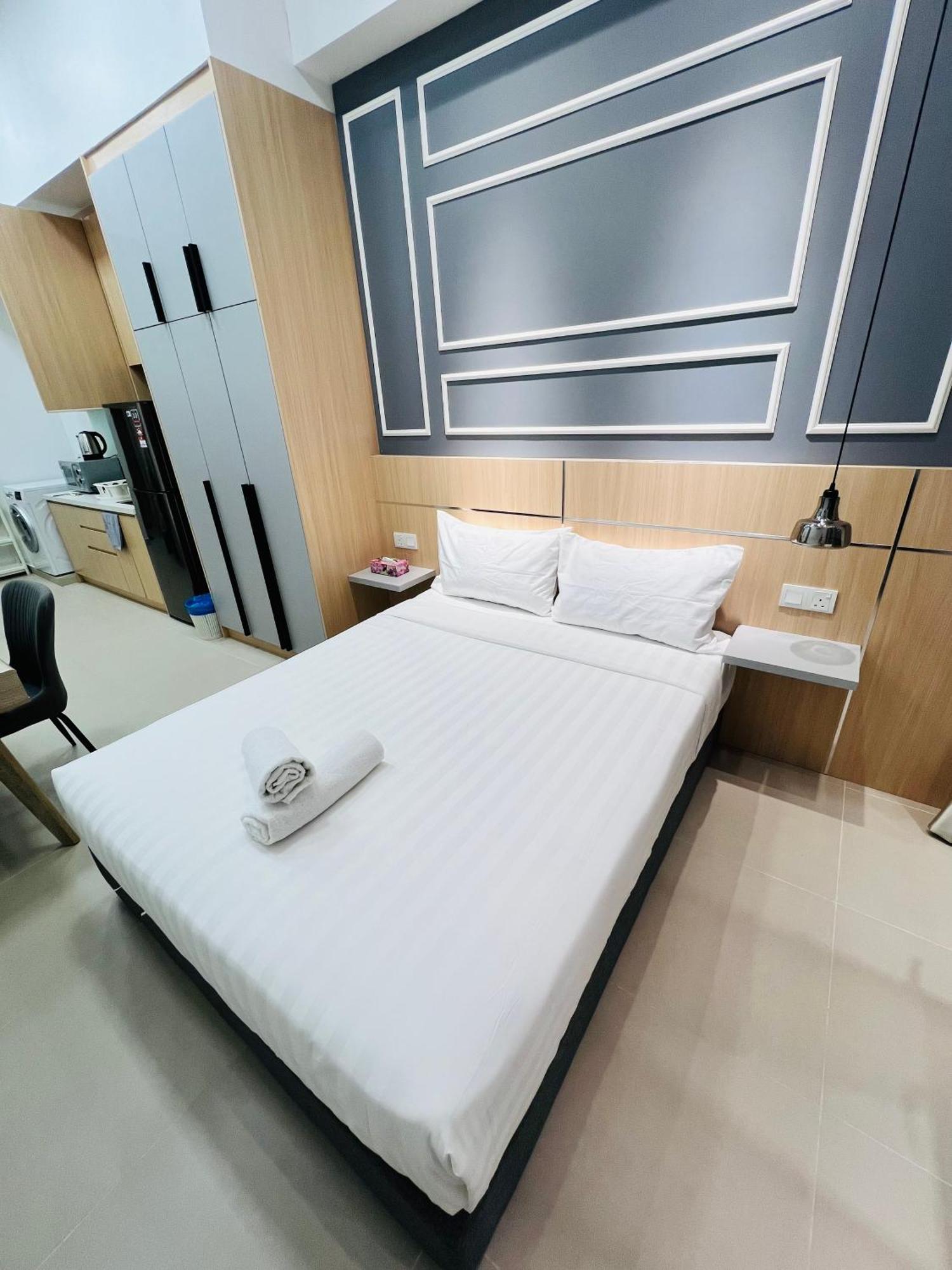 Colony Suites Klcc By Hibernate Kuala Lumpur Exteriör bild