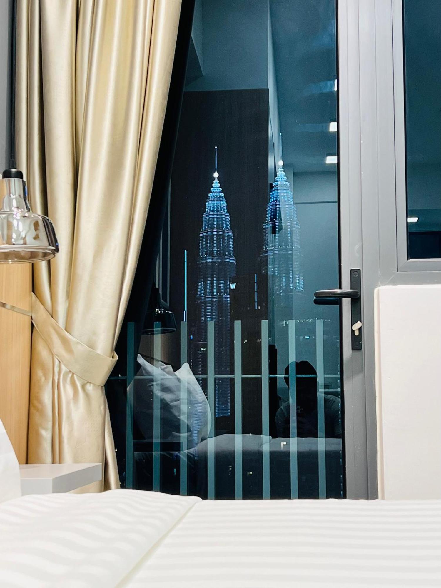 Colony Suites Klcc By Hibernate Kuala Lumpur Exteriör bild
